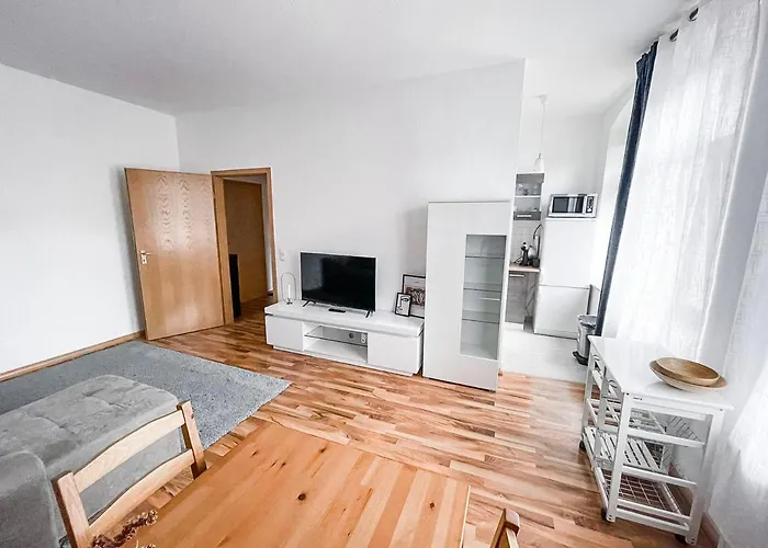Zentrum, 4Personen, Privater Parkplatz, Wifi, Modern, Ruhig