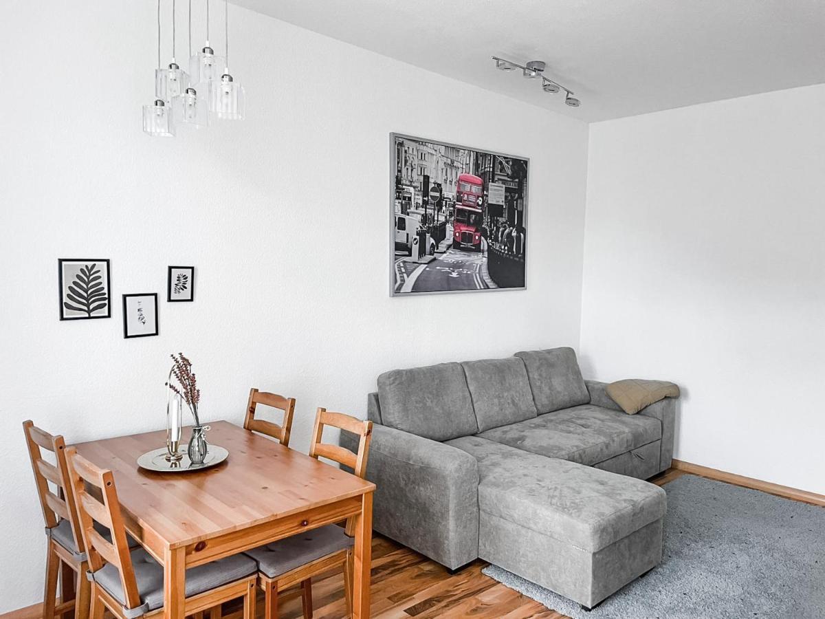 Apartment Zentrum, 4personen, Privater Parkplatz, Wifi, Modern, Ruhig *
