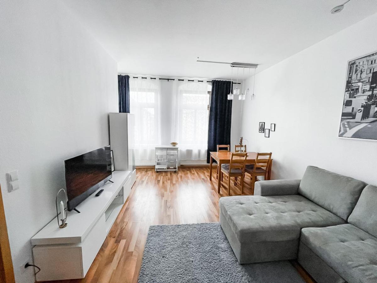 Apartment Zentrum, 4personen, Privater Parkplatz, Wifi, Modern, Ruhig *